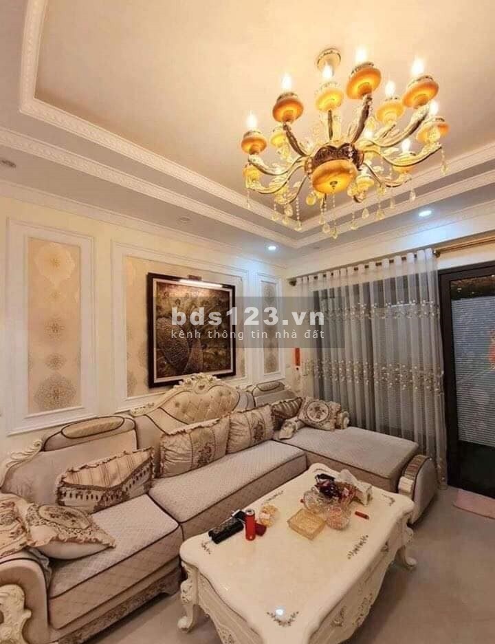 Bán gấp nhà Bồ Đề Long Biên 35m2*5T 15m ô tô Nhỉnh 3 tỷ