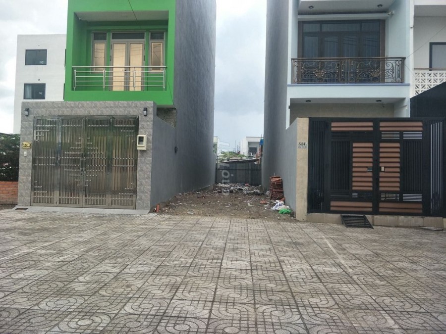 CẦN BÁN GẤP ĐẤT MẶT TIỀN Ở QUẬN TÂN PHÚ HỒ CHÍ MINH