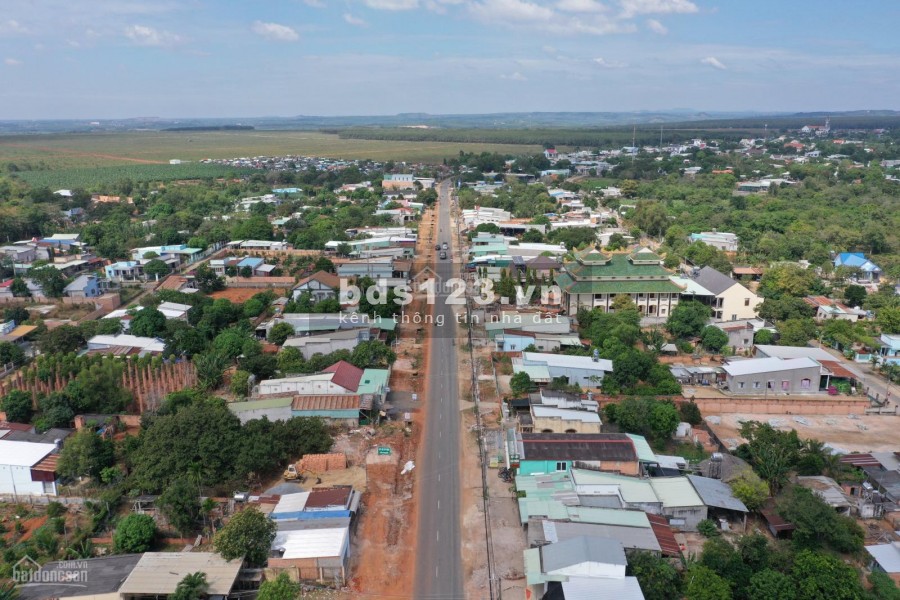 Cần bán lô đất cách biển Hồ Tràm chỉ 200m. Đất chính chủ, sổ đỏ sang tên Giá 500tr/m ngang