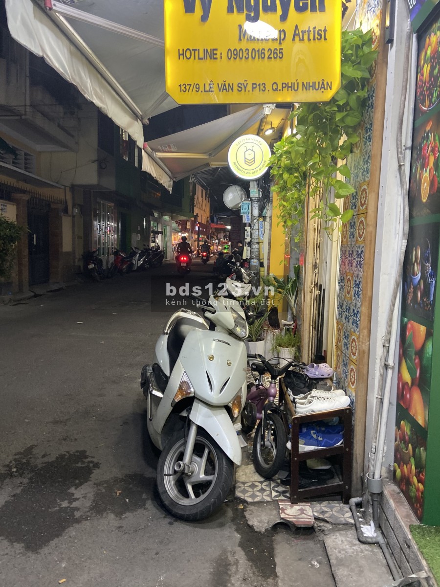 Cho thuê nhà NC Có nội thất HXH tại 137/11 Lê Văn Sỹ P13 Q Phú…