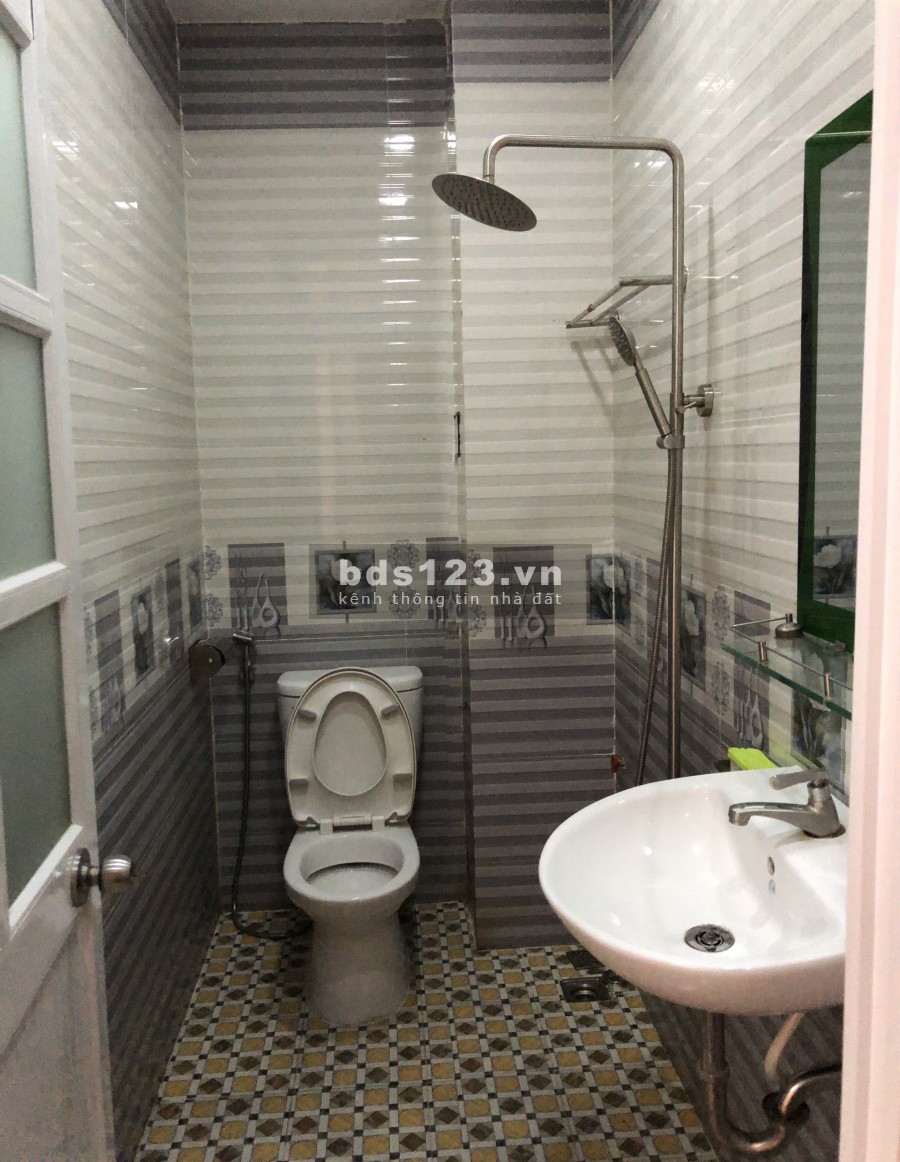 Nhà Hẻm Kinh Doanh đường Bùi Đình Túy: Trệt 3 Lầu Giá 22tr/th