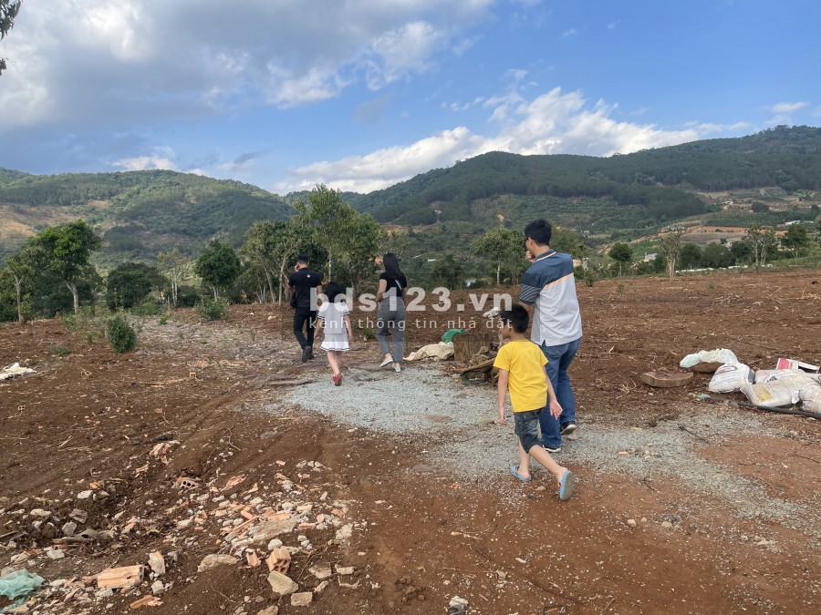 Bán Lô Đất View Đồi Gần Thị Trấn Nam Ban, Chỉ 1.7 Triệu/M2