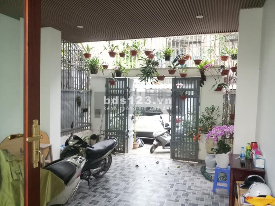 NHÀ ĐẸP KHU VỰC HIẾM NHÀ BÁN NỘI THẤT ĐẸP THIẾT KẾ HỢP LÝ 9.5 TỶ