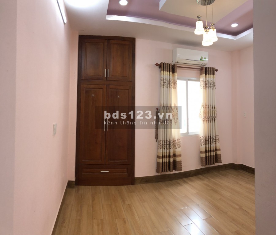 Nhà Hẻm Kinh Doanh đường Bùi Đình Túy: Trệt 3 Lầu Giá 22tr/th
