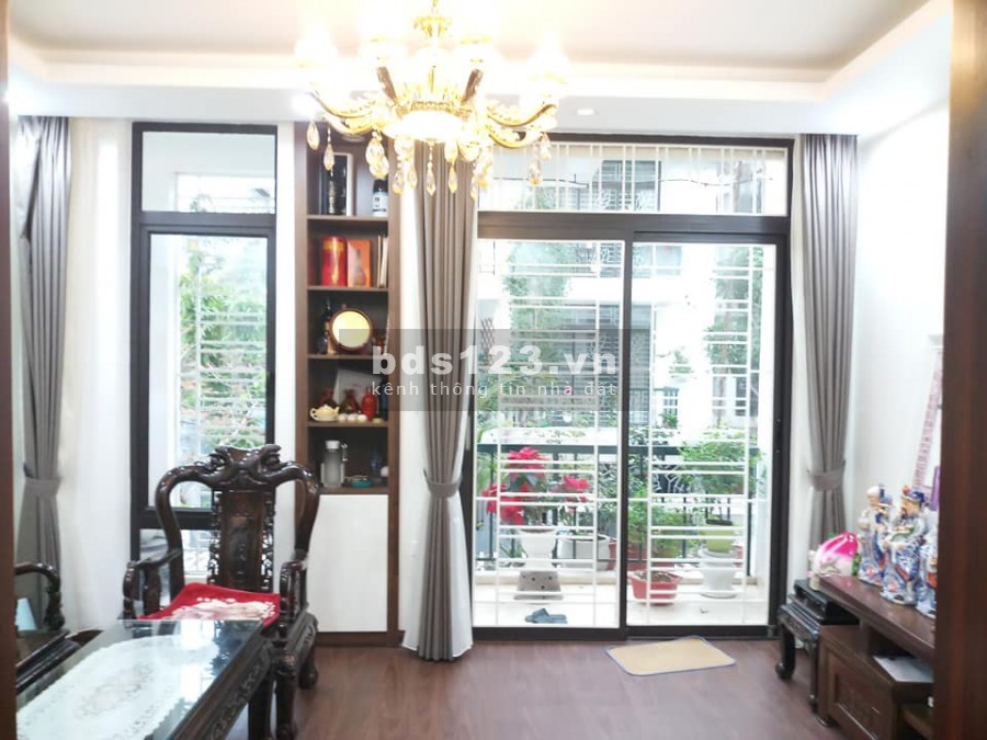 NHÀ ĐẸP KHU VỰC HIẾM NHÀ BÁN NỘI THẤT ĐẸP THIẾT KẾ HỢP LÝ 9.5 TỶ