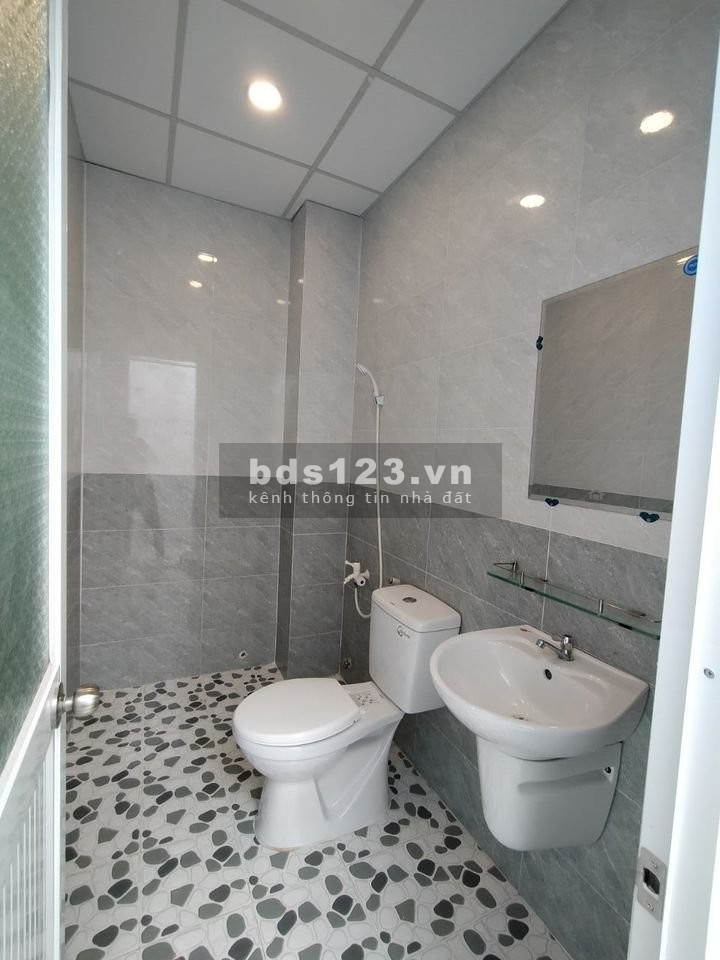 Bán nhà 1 lầu ở Đinh Đức Thiện, cách QL1A 2.9 km, 113m2, Shr