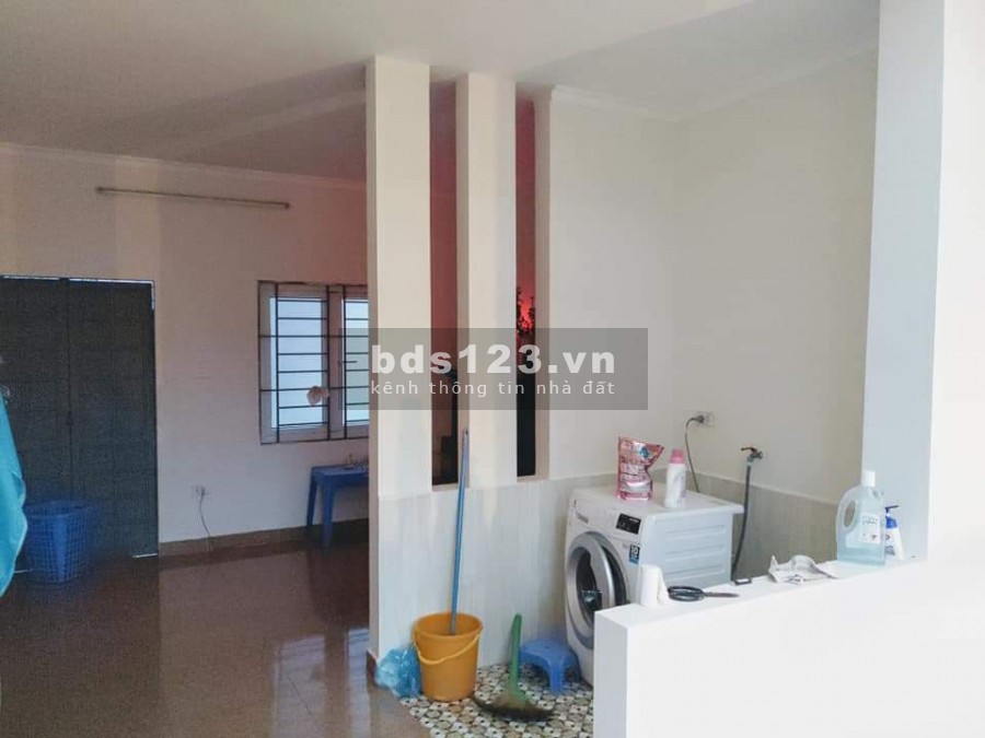Nhà Phố Nguyễn Khang, Q. Cầu Giấy, 33m2, 6 tầng,mặt tiền 3.7m, Gía 3,9 tỷ full nội thất