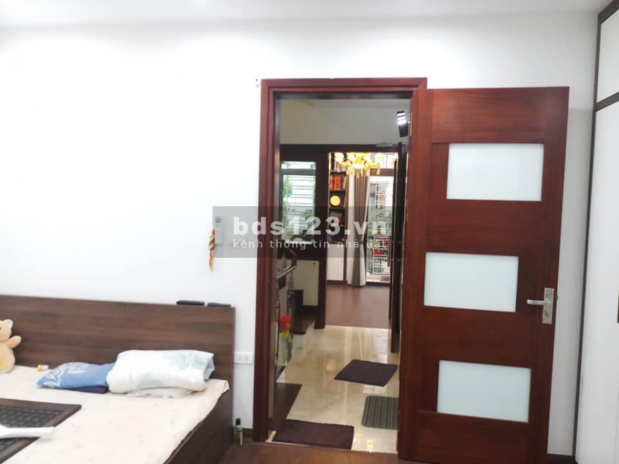NHÀ ĐẸP KHU VỰC HIẾM NHÀ BÁN NỘI THẤT ĐẸP THIẾT KẾ HỢP LÝ 9.5 TỶ