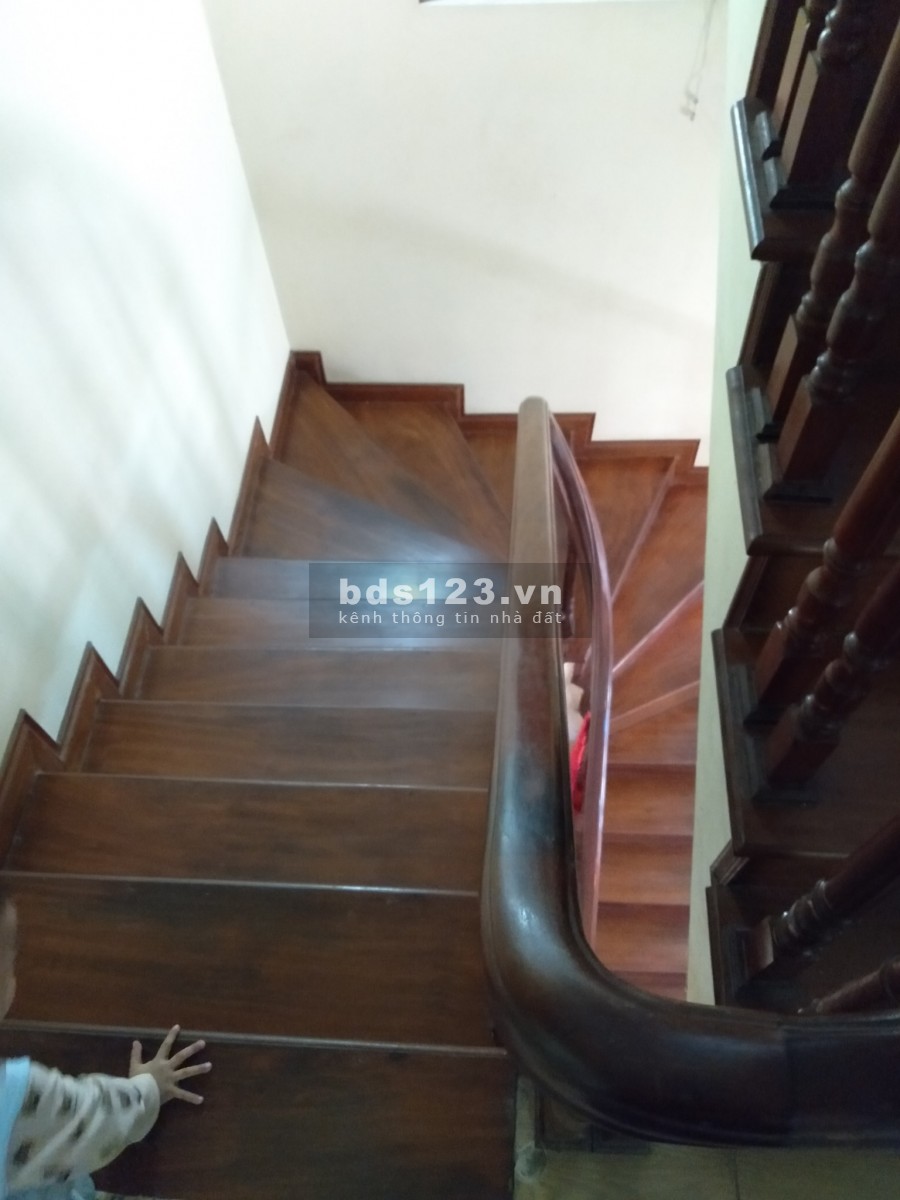 Bán nhà Trương Định, Ở luôn, 45m2, MT4,5m, Giá 2 tỷ 700.