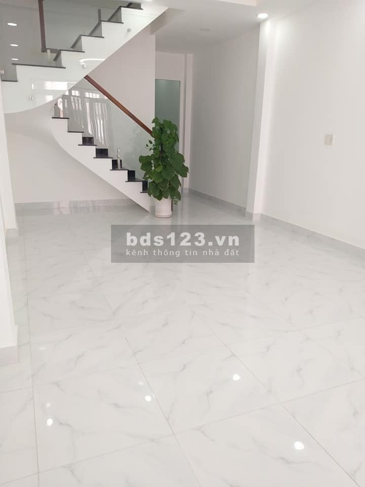 BÁN NHÀ ĐƯỜNG ÂU CƠ, QUẬN TÂN BÌNH HXH DT 4x15.5. NỞ HẬU, GIÁ CHỈ 6 tỷ TL