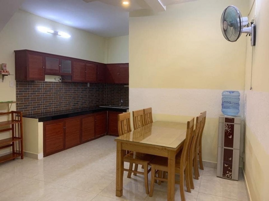Bán Nhà Quận 5 30m2 3 tầng giá 3,8 tỷ