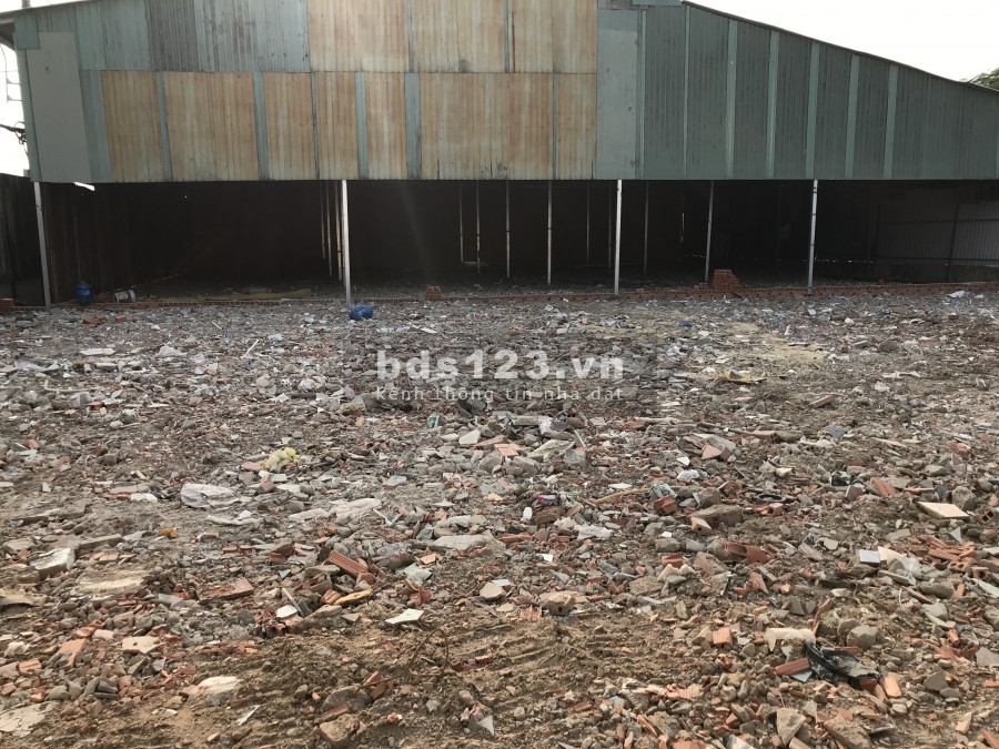 Cho thuê mặt bằng đất trống 1179m2 góc 3 MT Nguyễn Xí Q. Bình Thạnh