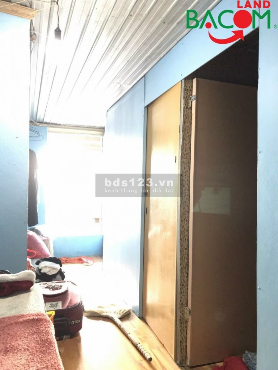 Bán nhà cấp 4 P. Long Bình Tân sổ riêng giá chỉ 880 triệu