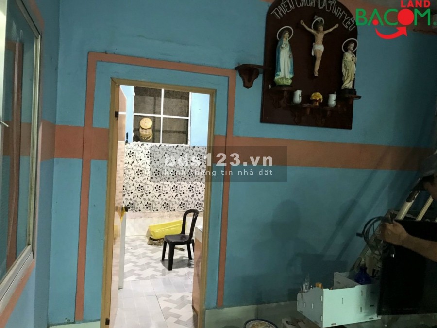 Bán nhà cấp 4 P. Long Bình Tân sổ riêng giá chỉ 880 triệu