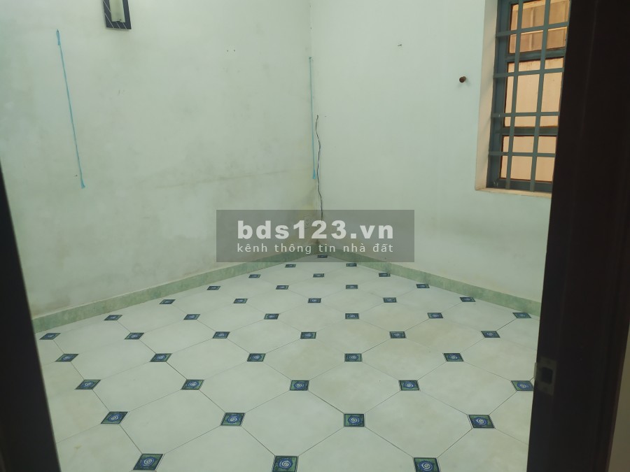 Nhà MT đường 16, phường Phước Long B, 1 trệt 2 lầu