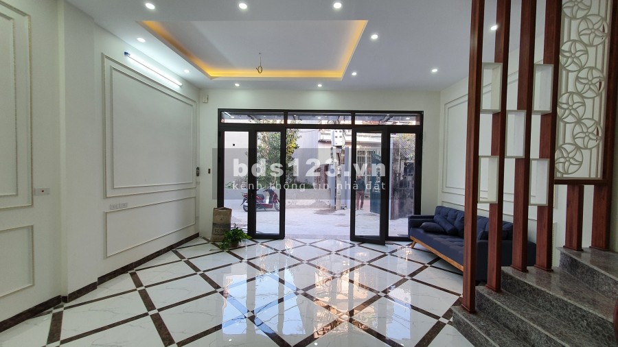 Bán gấp nhà đường 19/5 diện tích 62 m^2 5 tầng, mặt tiền 6m, giá 6,2 tỷ