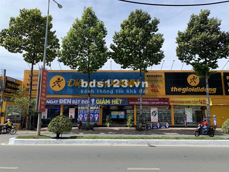 Bán đất đường Nguyễn Tri Phương, gần trường Tiểu học Phú Thọ, giá 1.35 tỷ, DT 95m2, SHR. Liên hệ 0374991279 Minh Anh
