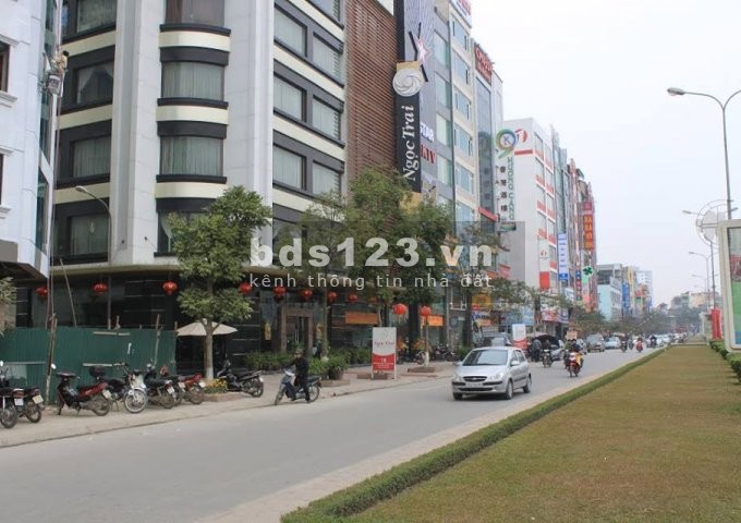 Bán gấp nhà mặt phố Tân Mai, quận Hoàng Mai 45m2, 4 tầng, 5,2 tỷ.