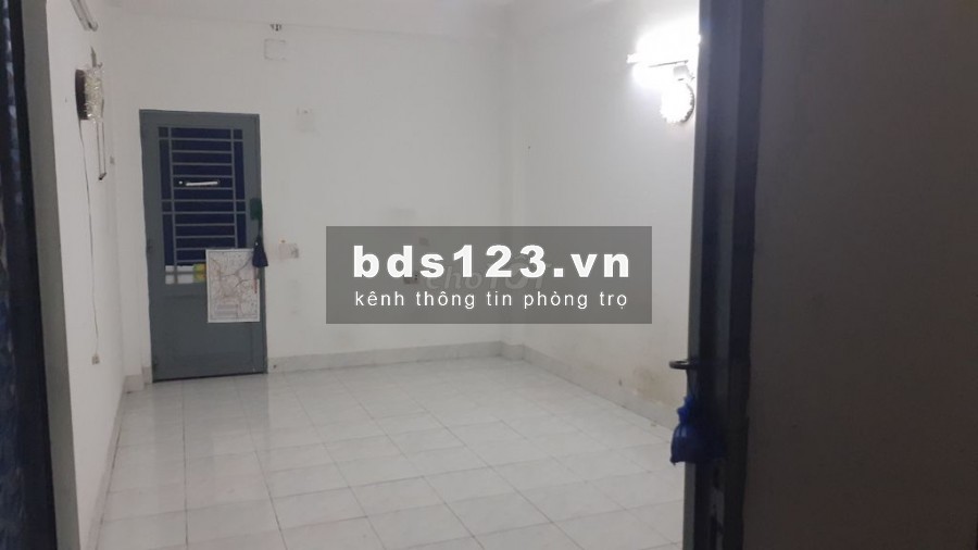 Cho thuê phòng trọ giá rẻ, mặt tiền Hoàng Hoa Thám Tân Binh. Diện tíc >20m
