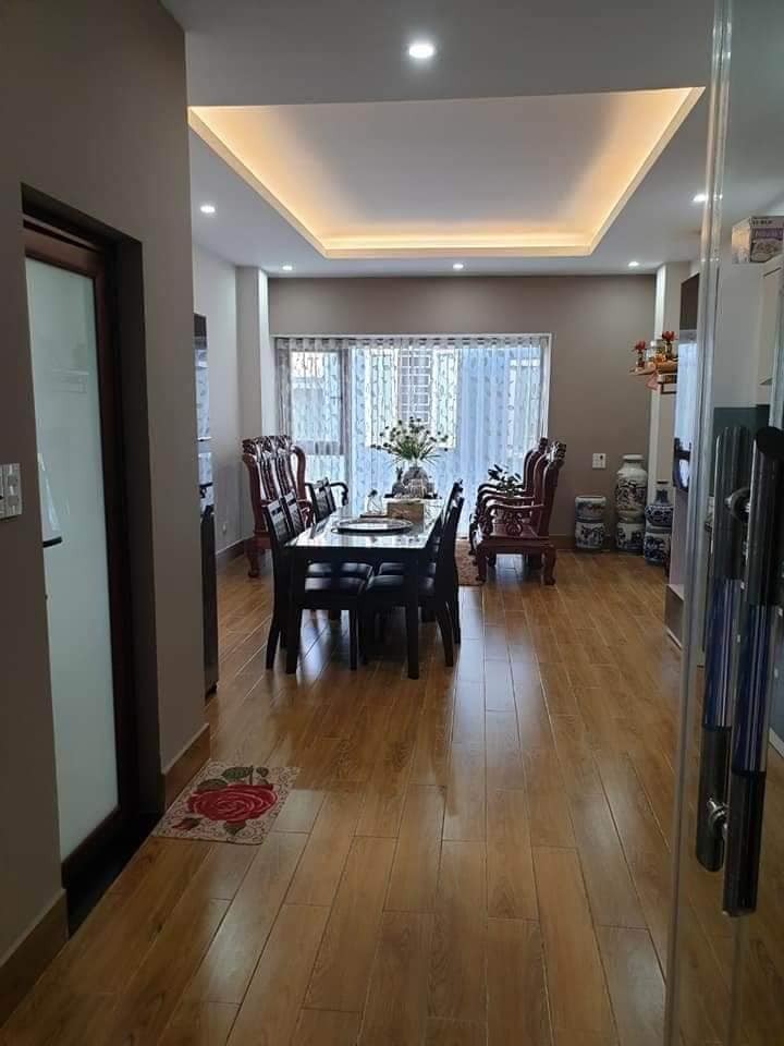 Thái Thịnh ô tô, lô góc, thang máy kd, 50m chỉ hơn 9 tỷ. 0352817810