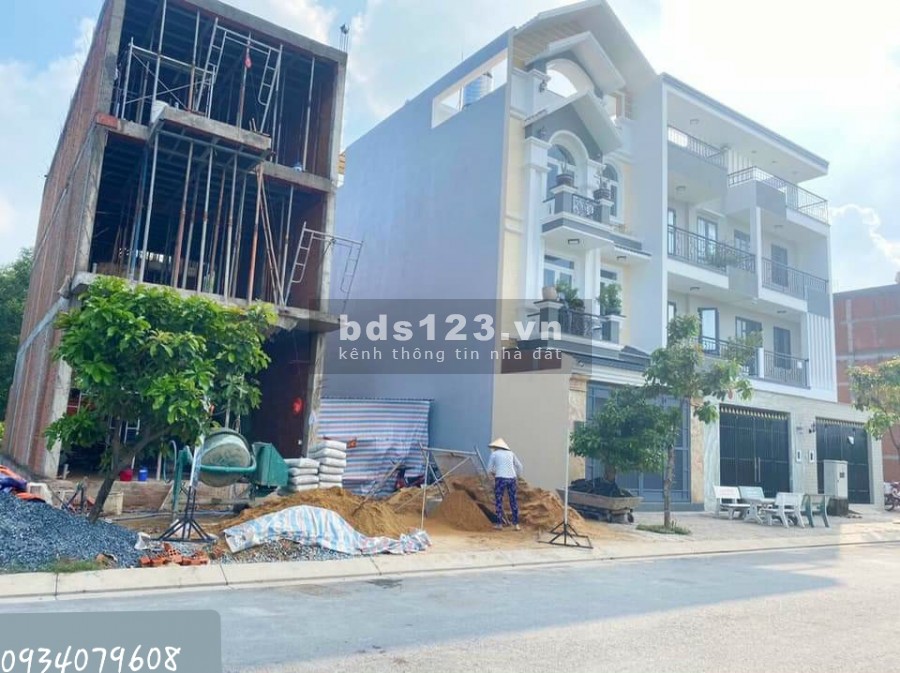 Đất nền Bình Chánh, giá rẽ để đầu tư, bán miếng đất 80m2, xã Phạm Văn Hai, Bình Chánh, giá 1,5 tỷ.