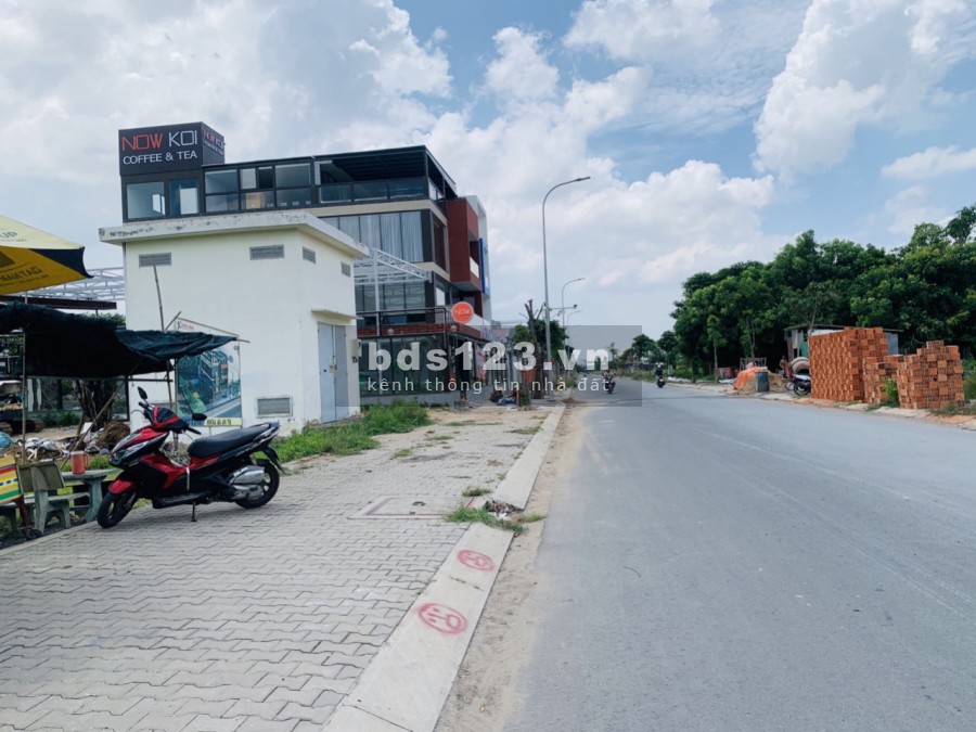 Đất nền Bình Chánh, giá rẽ để đầu tư, bán miếng đất 80m2, xã Phạm Văn Hai, Bình Chánh, giá 1,5 tỷ.