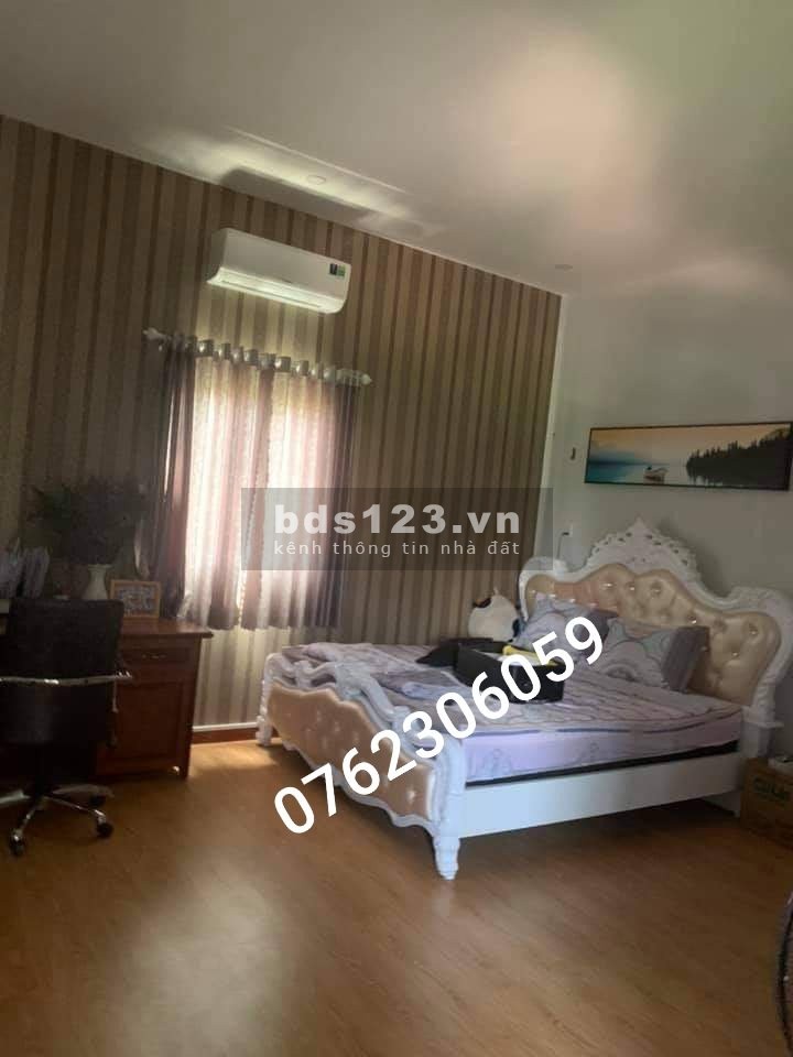 nhà chính chủ Huyện Bình Chánh 120m²