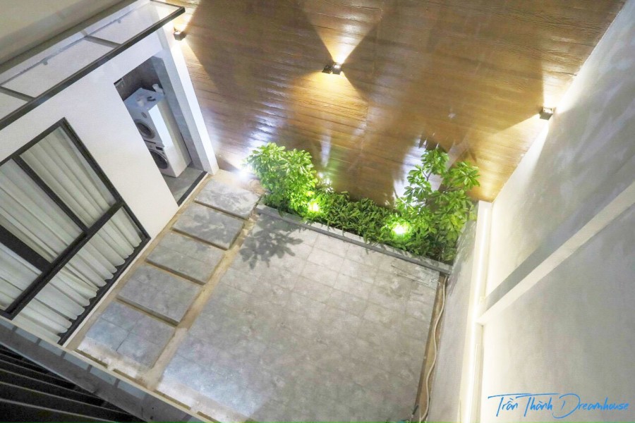 Bán nhà hẻm xe hơi Huỳnh Văn Bánh Trần Quang Diệu, Phú Nhuận. DT: 10x10m Cn 94m2 Giá 14 tỷ