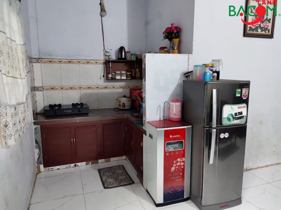 Bán nhà Tân vạn 79m2 gần UBND phường cách bùi Hữu Nghĩa vài bươc chân.sổ riêng thổ cư
