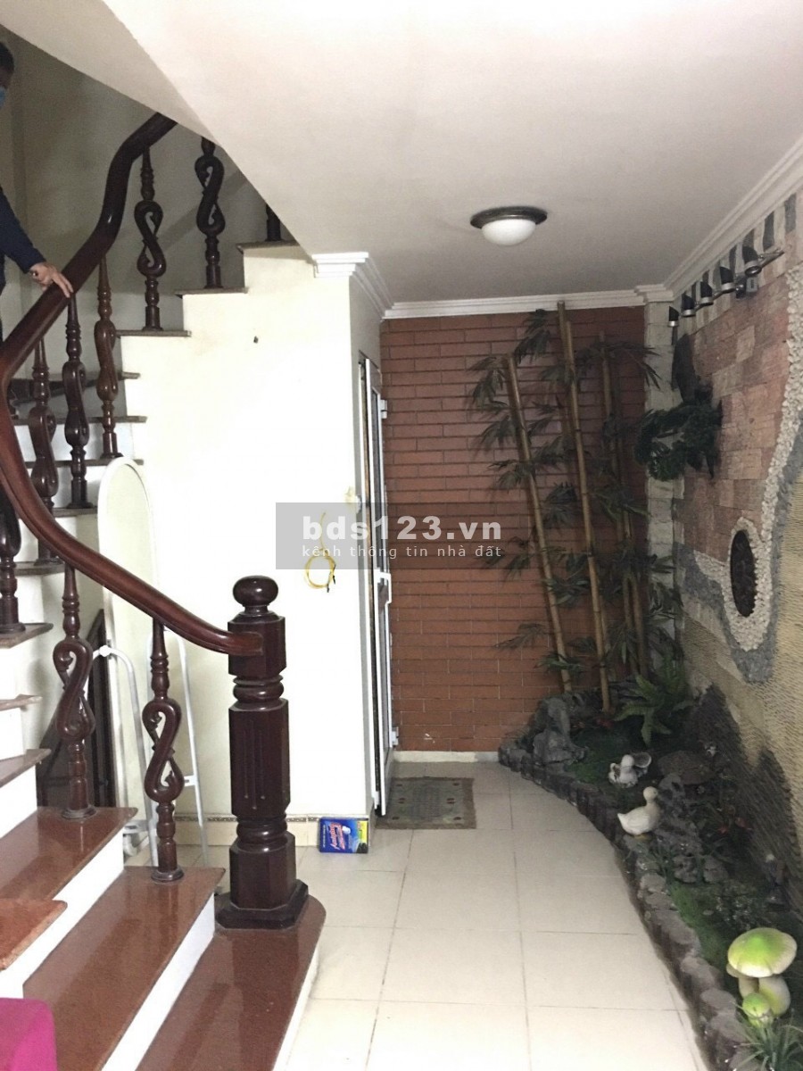 Cho thuê nhà Văn Quán Hà Đông gần mặt đường Chiến Thắng nhà phân lô ôtô đỗ cửa