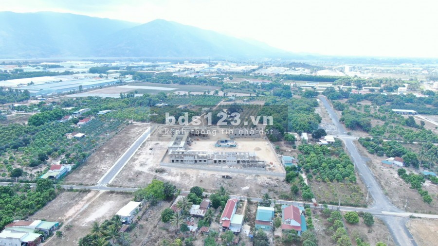 ĐẤT NỀN CẠNH KHU CÔNG NGHIỆP TRỌNG ĐIỂM CỦA TỈNH