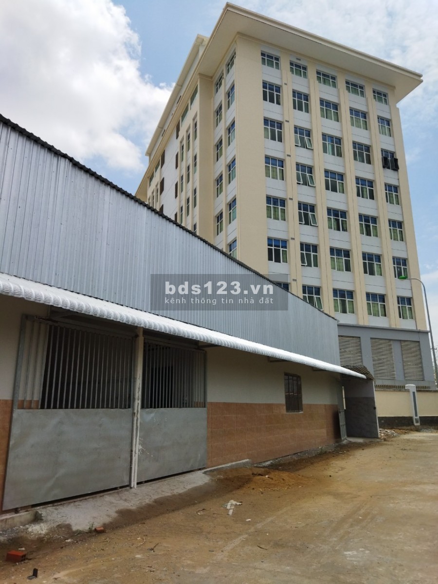 Bán nhà trung tâm TP.Bến Tre, sát cục thuế tỉnh giá rẻ