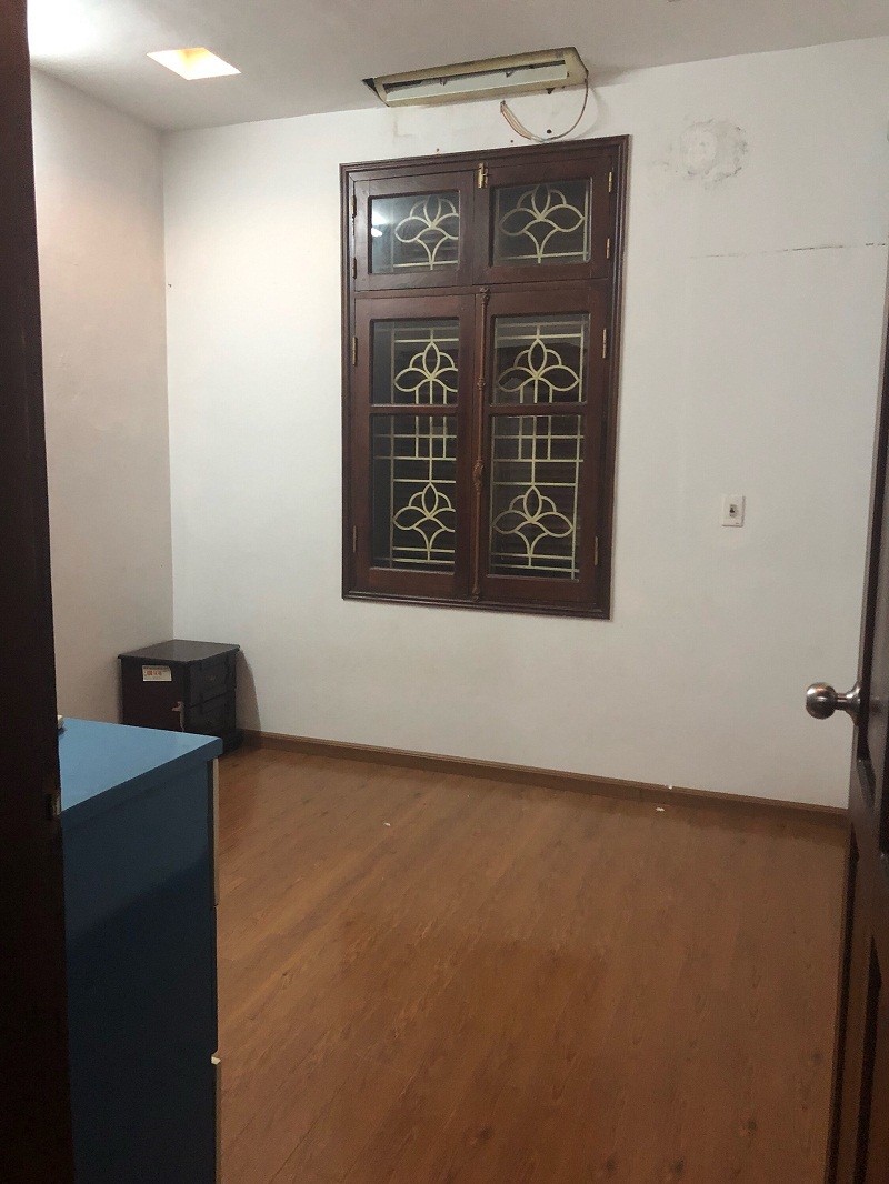 Chính chủ cho thuê nhà để ở hoặc làm văn phòng tại Nguyễn Văn Cừ, P Ngọc Lâm, Long Biên