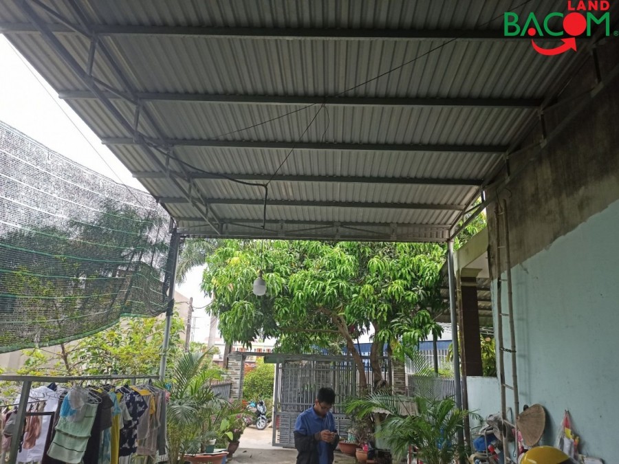 Chuyển nhà nên cần bán gấp Nhà Tân Hạnh, gần UBND phường Tân Hạnh, đi làm Bình Dương rất gần