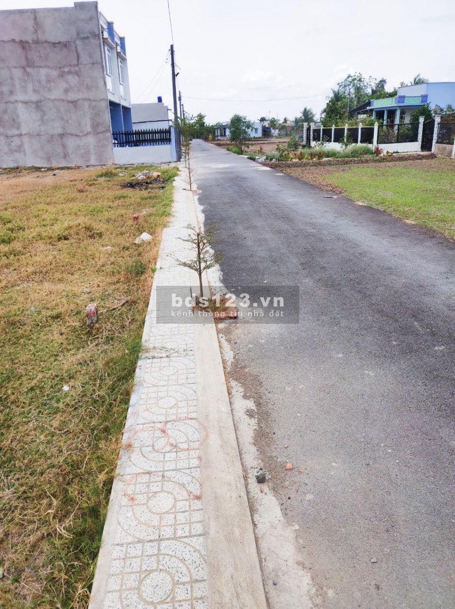 Tôi bán đất 100m2, ShR, 550tr, ql50 CÓ NGÂN HÀNG HỖ TRỢ