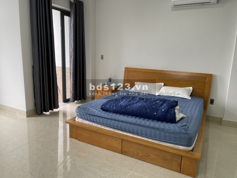 Cho thuê căn 1 phòng ngủ / 1WC đường Hồng Hà full tiện nghi #9 Triệu có ban công view công viên Tel 0942.811.343 Tony (Zalo/phone) đi xem ngay hôm nay