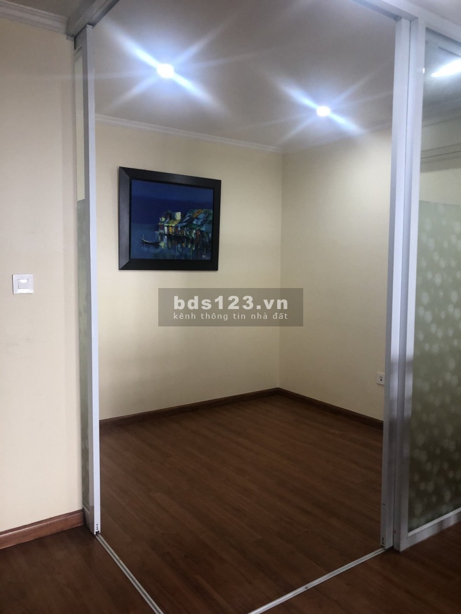 Cho thuê căn hộ chung cư Star City LVL 2pn+1p 107m2 đầy đủ đồ. Giá: 14 Tr/Tháng