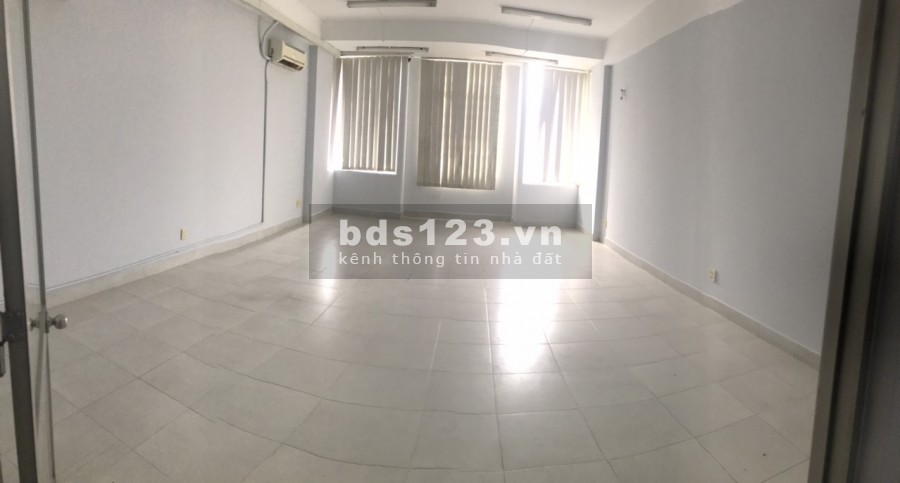 Cho thuê nhà mặt tiền Nguyễn Đình Chính phường 12 quận Phú Nhuận