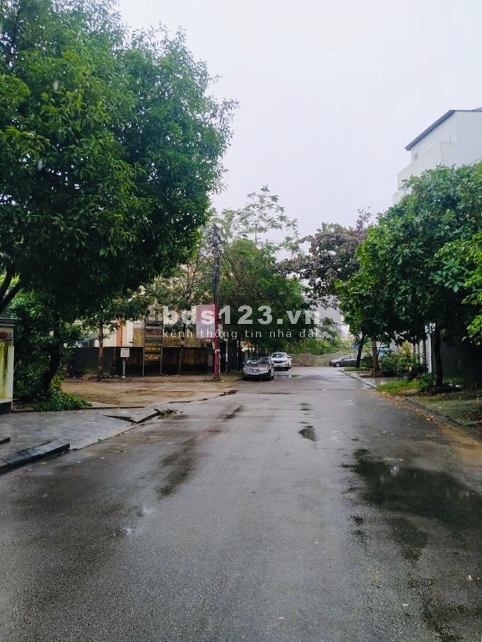 Bán nhà kho 2 mặt tiền đường Nguyễn Sinh Sắc, KQH Vỹ Dạ, trung tâm TP Huế