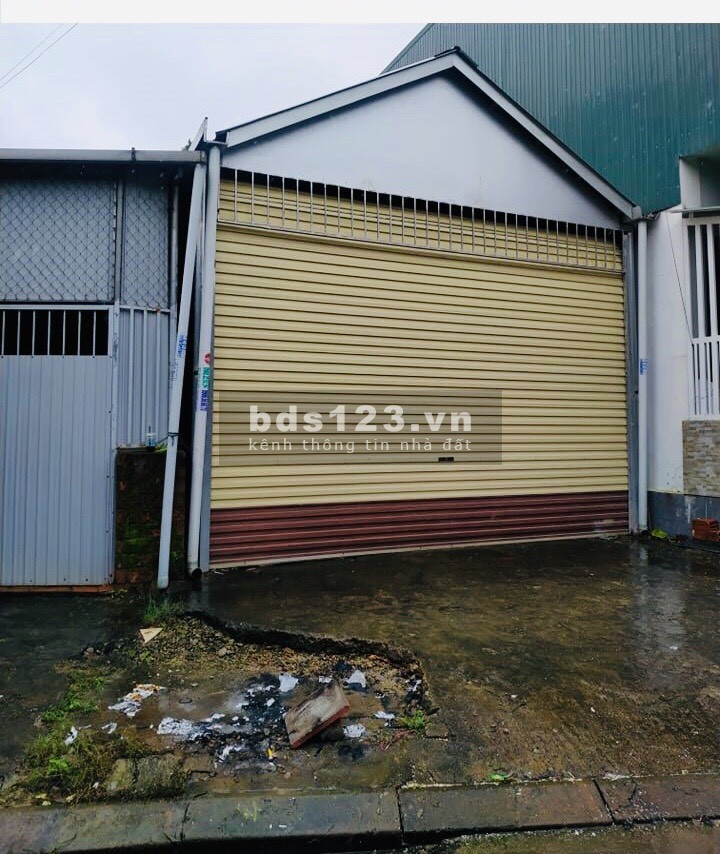 Bán nhà kho 2 mặt tiền đường Nguyễn Sinh Sắc, KQH Vỹ Dạ, trung tâm TP Huế