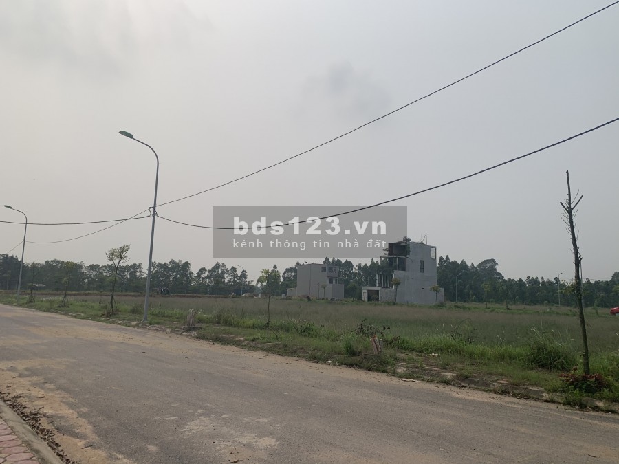 BÁN NHANH LÔ ĐẤT SỔ ĐỎ NGAY, 120M2, MT6M, BẰNG 2 ĐƯỜNG 36M, VIEW VƯỜN HOA ĐẮT GIÁ NHẤT KĐT MỚI XUÂN HOÀ – PHÚC YÊN L/H 0356144*921