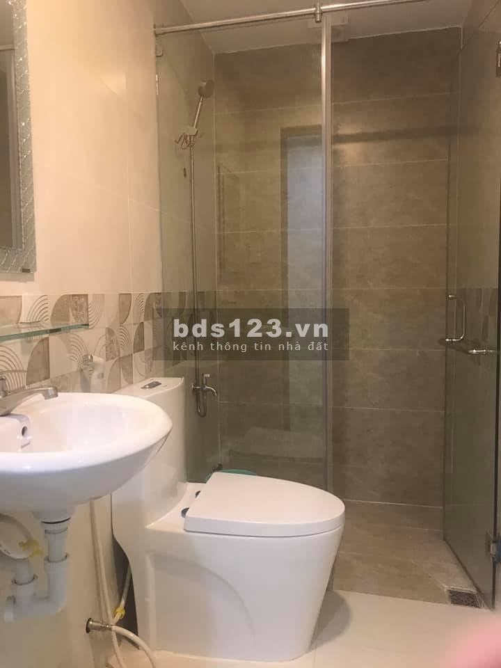 Bán nhà CMT8 chỉ 123tr/m2. DT đất 55m2 giá chỉ 6ty8. Nhà đep ở ngay