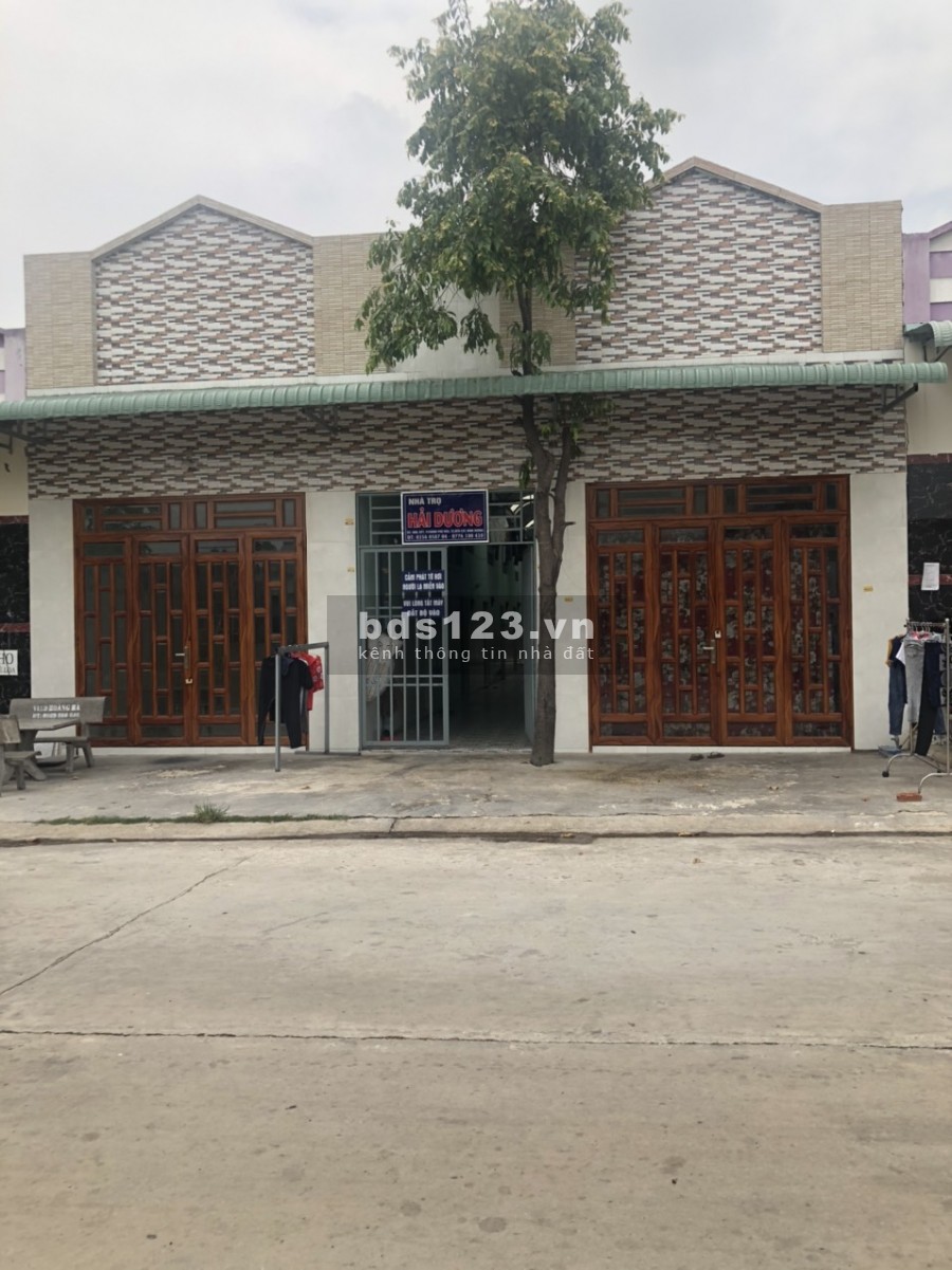 Tôi Chính Chủ cần bán căn nhà trọ mới xây và lô đất ở vị trí đẹp đối diện chợ để trang trải nợ cần bán gấp với giá rẻ