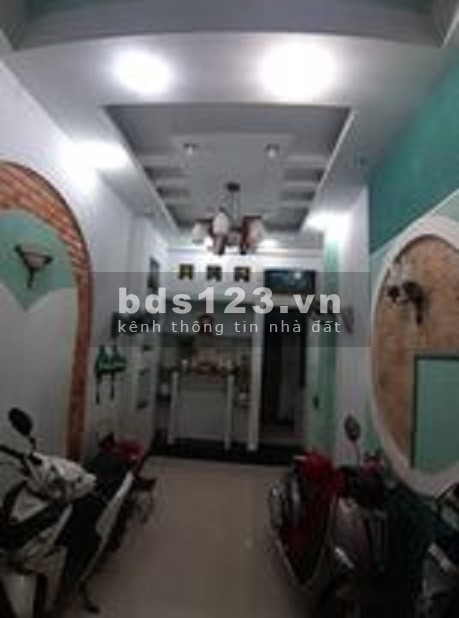 Bán nhà Tôn Đản giá 3.3 tỷ 4 tầng đẹp nở hậu 3 mặt thoáng Quận 4