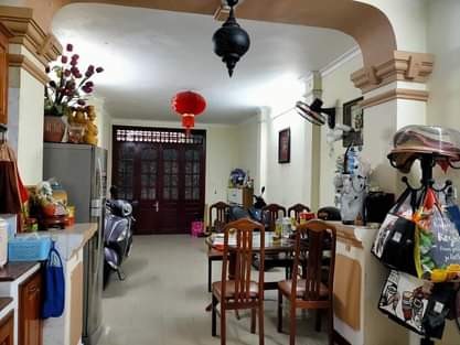 CHÍNH CHỦ CẦN BÁN GẤP NHÀ VÂN ĐỒN CÁCH HỒ CON RÙA 1 KM
