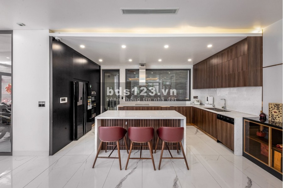 Cần bán gấp nhà ngõ 30 Phan Đình Giót giá 2 tỷ, 30m2, SĐCC