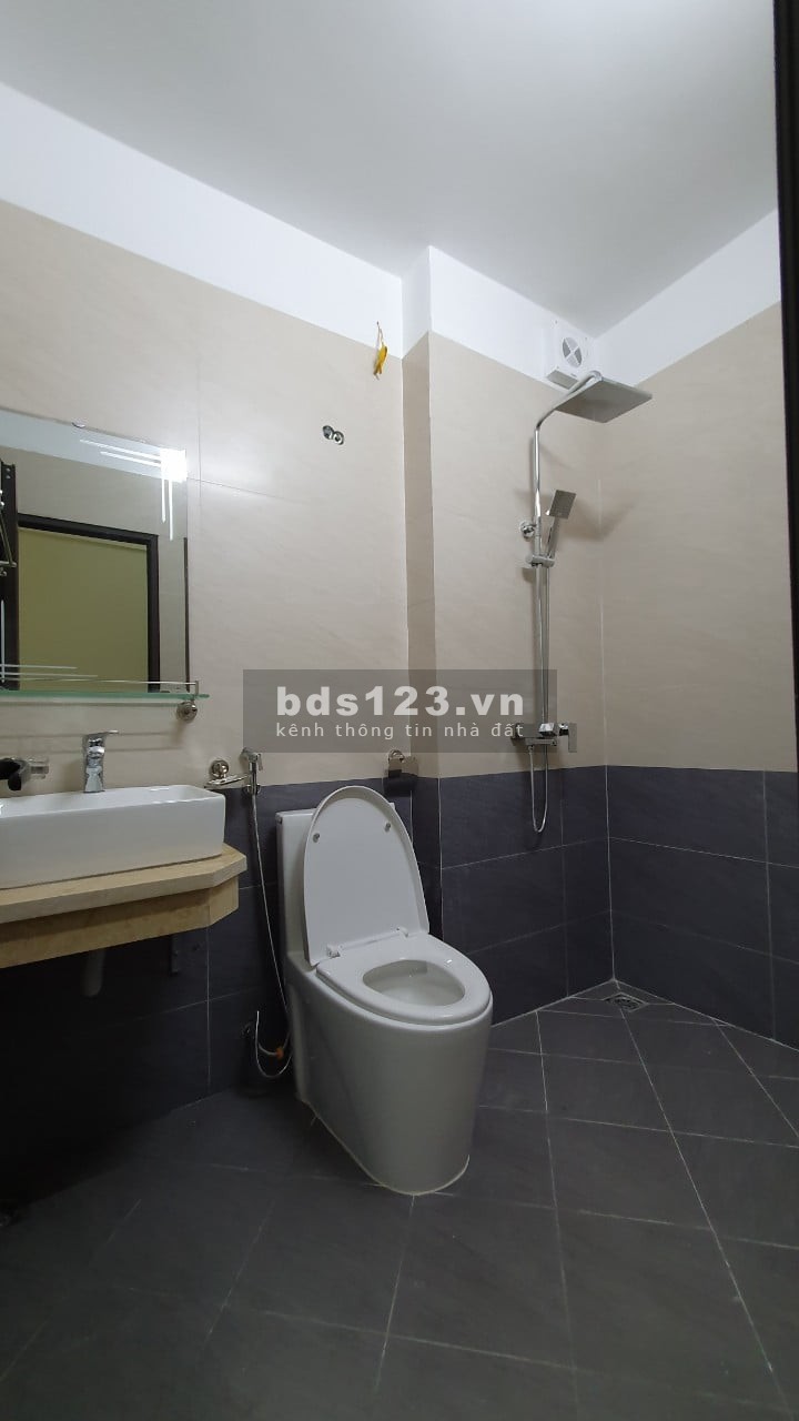 CHUỖI LIỀN KỀ SANG TRỌNG TẠI ĐỊNH CÔNG THƯỢNG XE BA GÁC CHẠY, NGÕ THÔNG, KINH DOANH TỐT, SẦM UẤT, NHỘN NHỊP GIÁ BÌNH DÂN