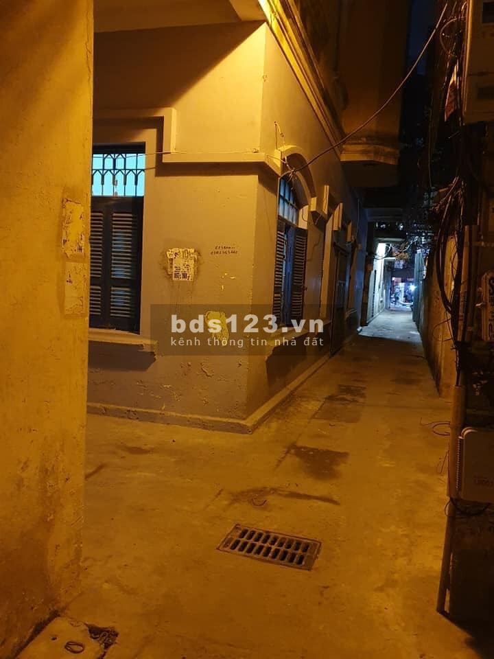 VƯƠNG THỪA VŨ PHÂN LÔ QUÂN ĐỘI LÔ GÓC 3 MẶT NGÕ 30M RA MẶT PHỐ 6.4 tỷ
