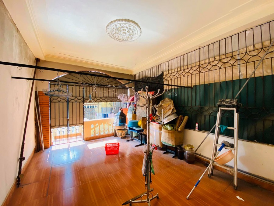 Cự Lộc, 50m2, 4 tầng, MT 3.7m, giá 5.3 tỷ