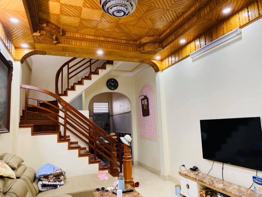 Cự Lộc, 50m2, 4 tầng, MT 3.7m, giá 5.3 tỷ